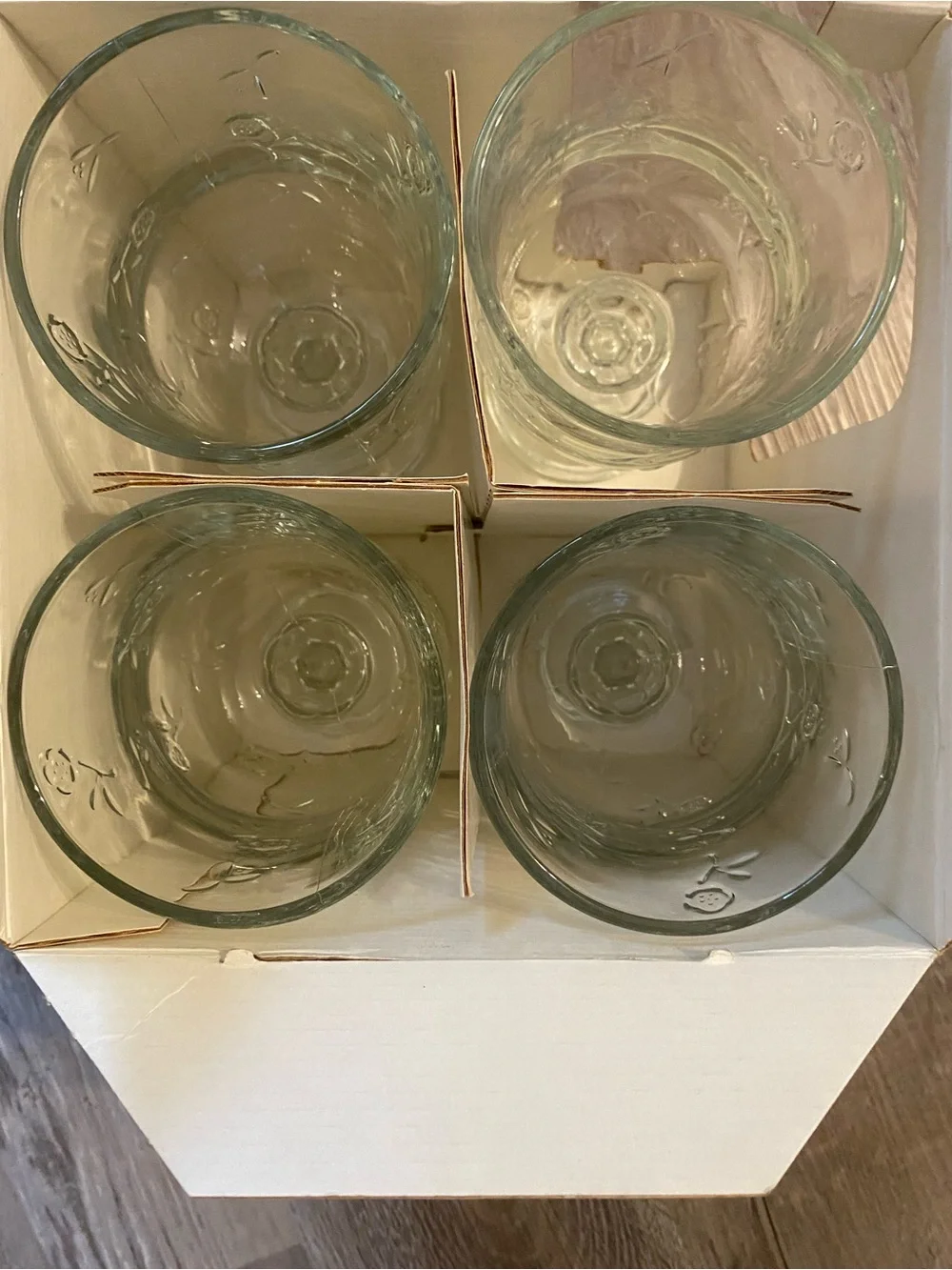 Vintage Set Of 4 Anchor Hocking Savannah  Glass Goblets Rose & Leaf Pattern 16oz